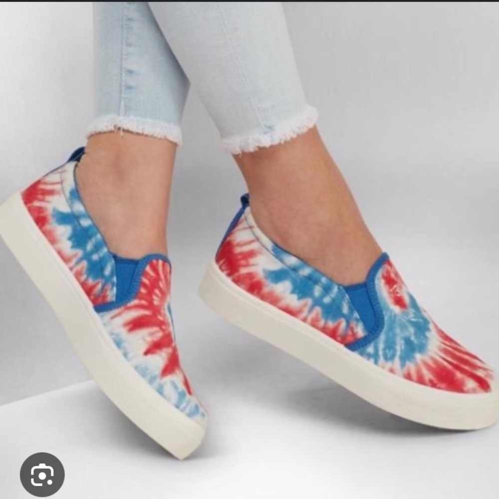 Skechers Women's Tie-Dye Slip-On Sneakers - Poppy Hippie Style